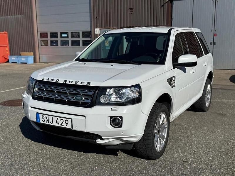 Vit Begagnad 2015 Land Rover Freelander 2 HSE SUV | 99 900 kr (Lite dyr) - Bild 1/4