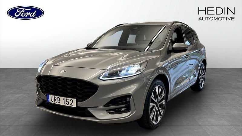 Begagnad 2023 Ford Kuga ST-Line X SUV | 284 900 kr (Marknadspris) - Bild 1/4