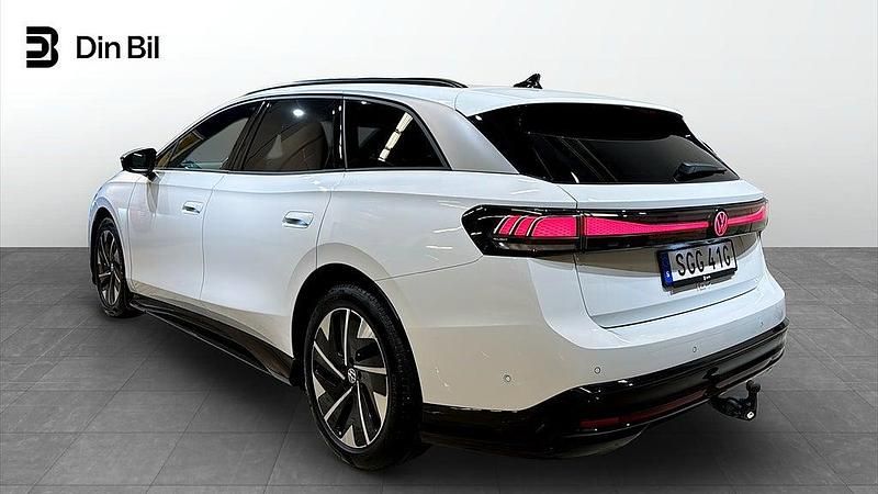 Begagnad VW ID.7 Pro 210 kW (286 HK) 2024 Vit Kombi