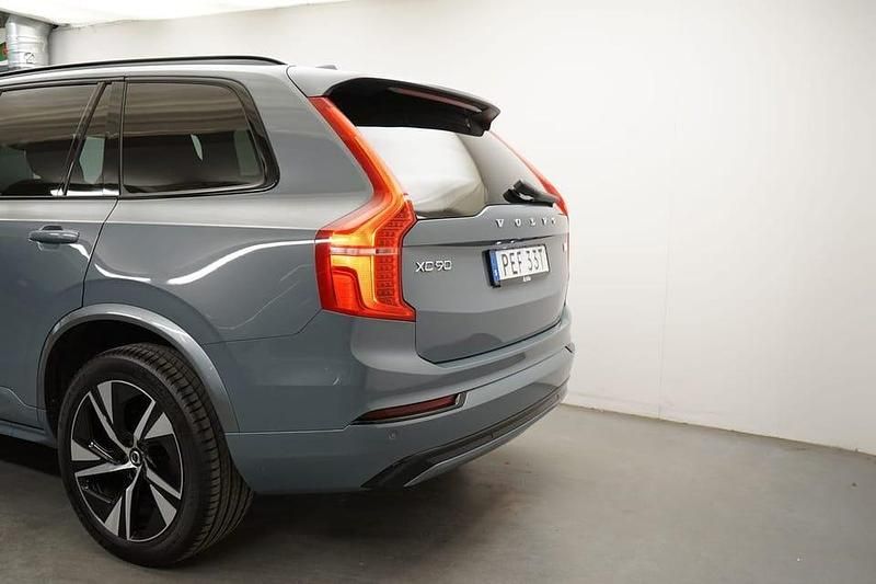 Begagnad Volvo XC90 R-Design 462 HK (339 kW) 2022 Grå SUV