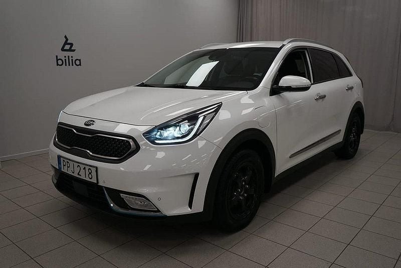Vit Begagnad 2018 Kia Niro Advance SUV | 169 900 kr (Bra pris) - Bild 1/3