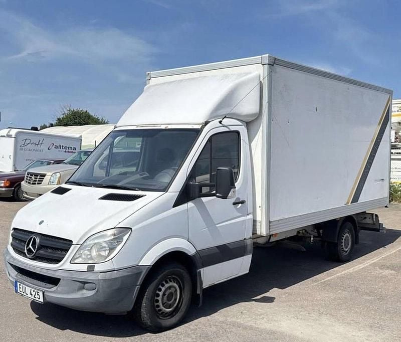 Vit Begagnad 2011 Mercedes Sprinter Van | 75 000 kr (Superpris) - Bild 1/4