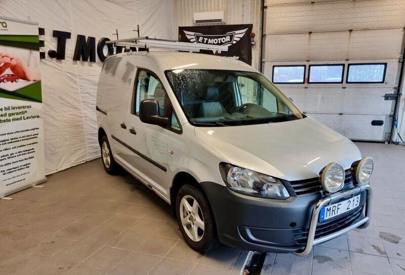 Silver Begagnad 2011 VW Caddy Minibuss | 48 900 kr (Bra pris) - Bild 1/4