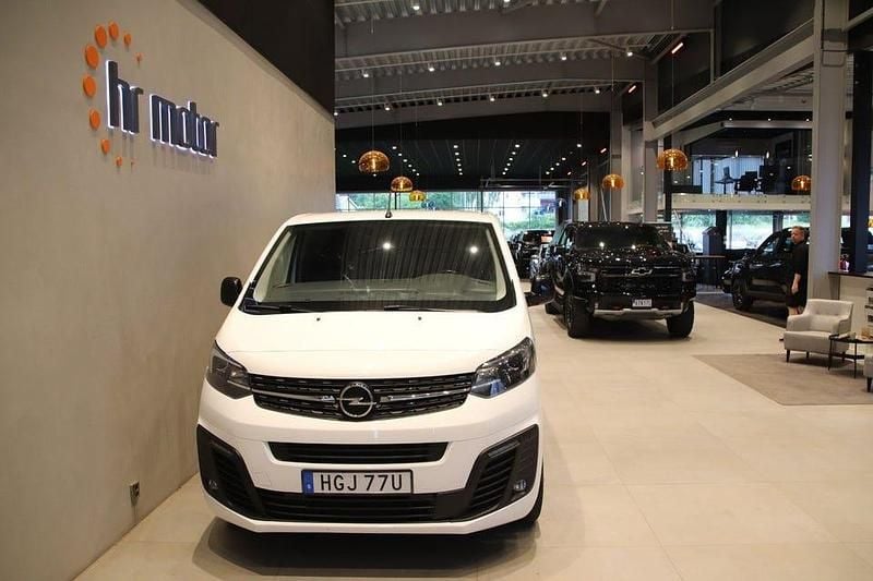 Begagnad Opel Vivaro 145 HK (106 kW) 2021 Vit Minibuss