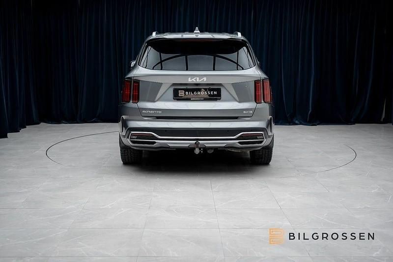 Begagnad Kia Sorento Advance 265 HK (194 kW) 2023 Grå SUV