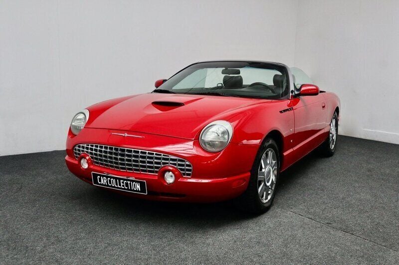 Röd Begagnad 2004 Ford Thunderbird Cab | 149 900 kr - Bild 1/4