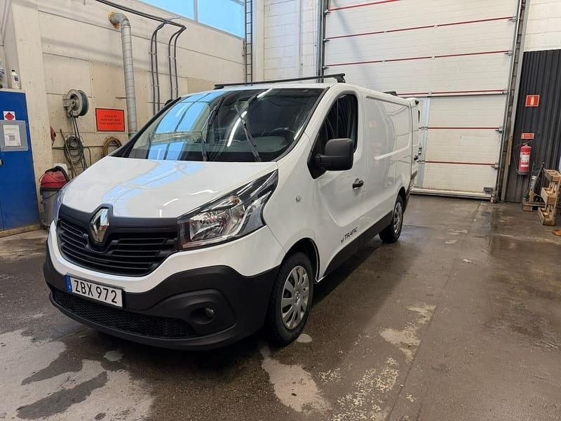Begagnad Renault Trafic 95 HK (69 kW) 2018 Minibuss