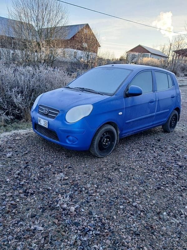 Begagnad 2009 Kia Picanto Halvkombi | 10 000 kr (Superpris) - Bild 1/3