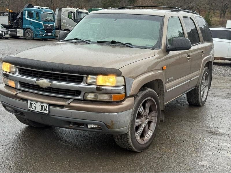 Brun Begagnad 2003 Chevrolet Tahoe SUV | 60 000 kr - Bild 1/4