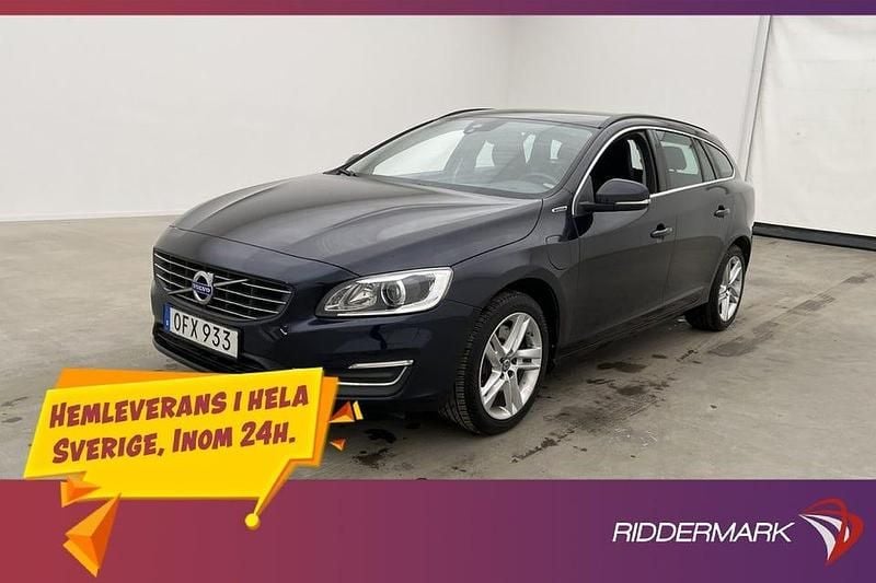 Begagnad Volvo V60 Momentum 231 HK (169 kW) 2016 Blå Kombi