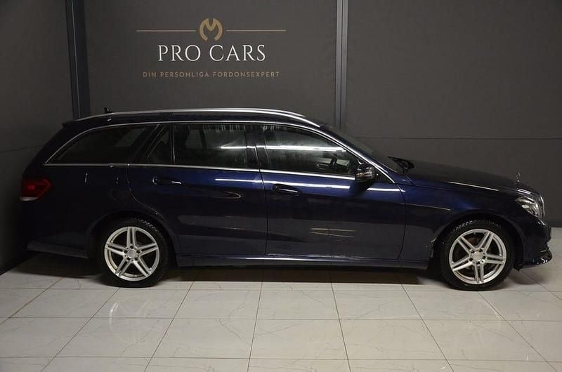 Begagnad Mercedes E220 Classic 170 HK (125 kW) 2016 Blå