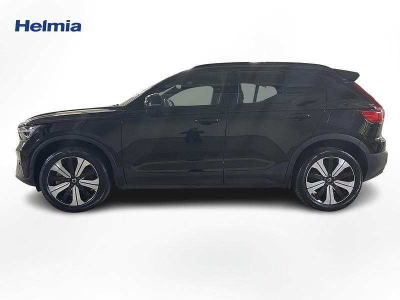 Begagnad Volvo XC40 Single Motor 175 kW (238 HK) 2022 Svart SUV