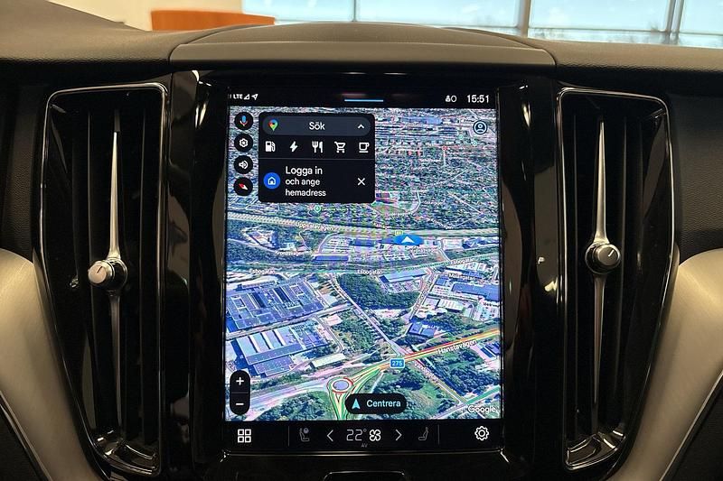 Begagnad Volvo XC60 350 HK (257 kW) 2023 Grå SUV