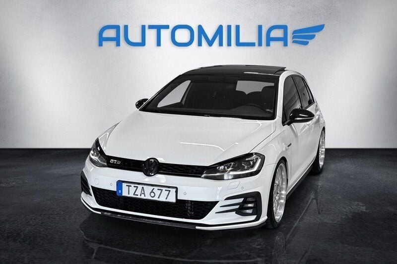 Vit Begagnad 2017 VW Golf VII GTD Halvkombi | 199 900 kr (Dyr) - Bild 1/4