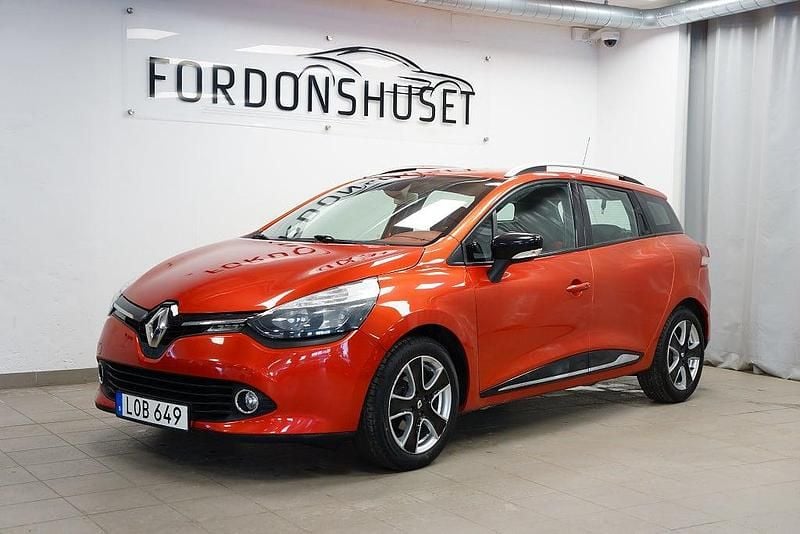 Begagnad Renault Clio GrandTour 90 HK (66 kW) 2013 Röd Kombi