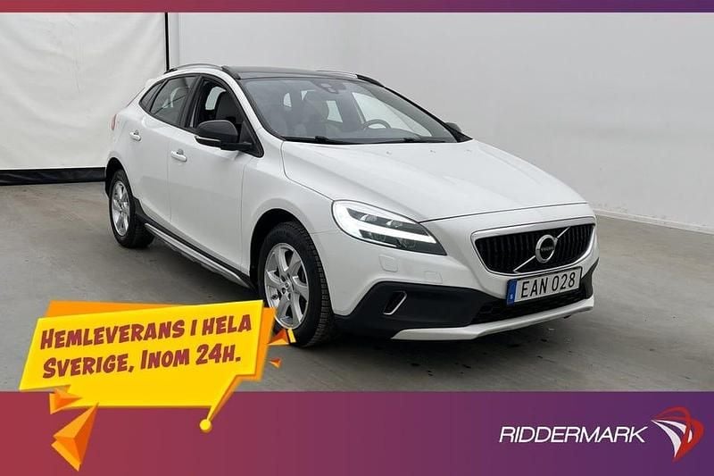 Vit Begagnad 2017 Volvo V40 CC Kombi | 174 700 kr (Lite dyr) - Bild 1/3