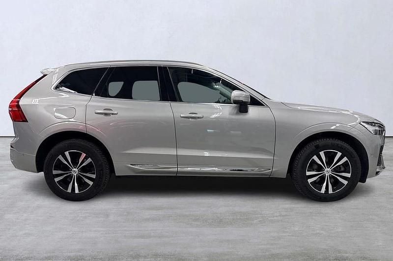 Begagnad Volvo XC60 Core 355 HK (261 kW) 2024 Silver SUV