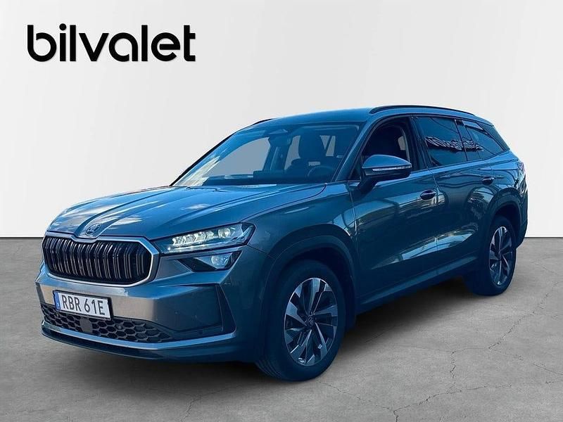 Grå Begagnad 2024 Skoda Kodiaq Selection SUV | 399 900 kr - Bild 1/4
