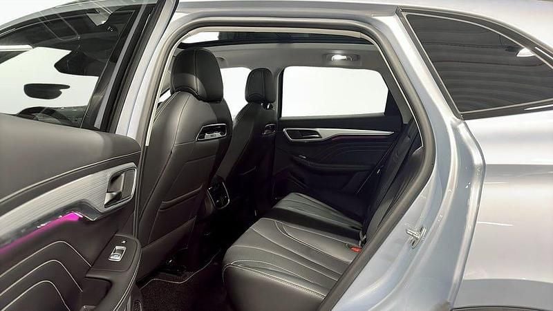 Begagnad MG Marvel R Luxury 132 kW (180 HK) 2022 Blå SUV