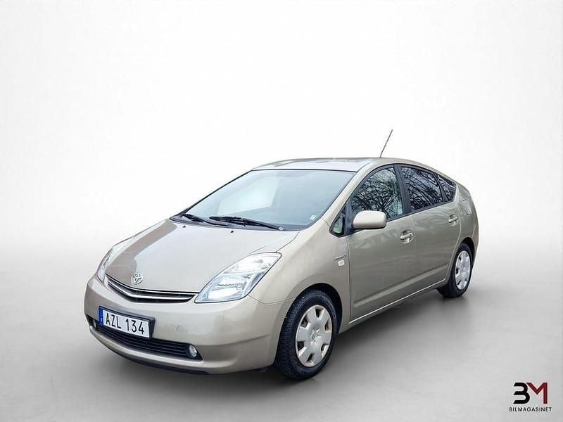 Brun Begagnad 2008 Toyota Prius Halvkombi | 79 900 kr (Lite dyr) - Bild 1/4