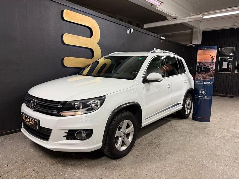 Begagnad VW Tiguan R-line 160 HK (117 kW) 2015 Vit SUV