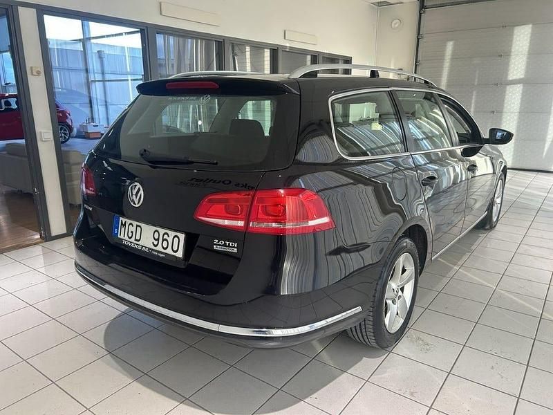 Begagnad VW Passat 140 HK (102 kW) 2012 Svart