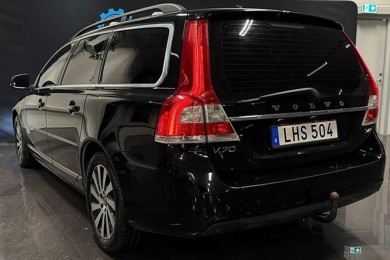 Begagnad Volvo V70 Momentum 180 HK (132 kW) 2014 Svart Kombi