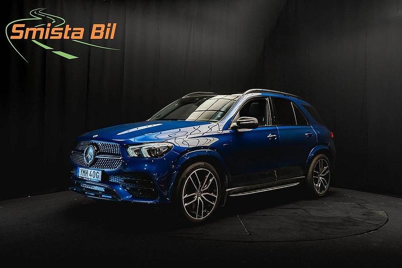 Blå Begagnad 2021 Mercedes GLE350e AMG SUV | 619 800 kr (Marknadspris) - Bild 1/4