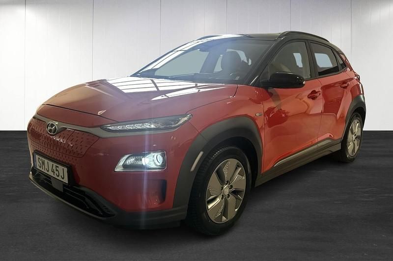Orange (red) Begagnad 2020 Hyundai Kona SUV | 229 500 kr - Bild 1/4