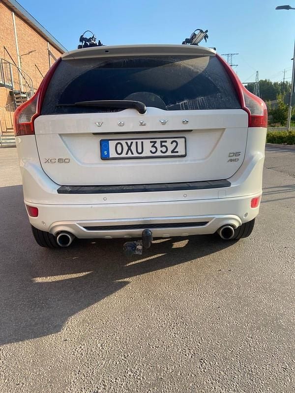 Begagnad Volvo XC60 205 HK (150 kW) 2011 Vit SUV