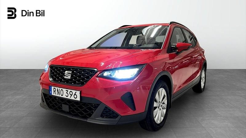 Röd (pure red) Begagnad 2023 Seat Arona Style SUV | 184 900 kr (Marknadspris) - Bild 1/4