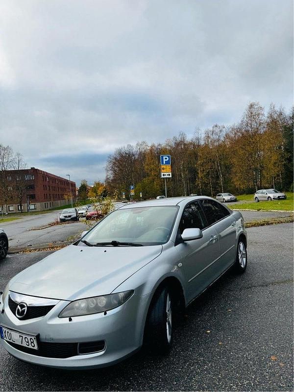 Grå Begagnad 2006 Mazda 6 Inclusive Halvkombi | 25 000 kr (Dyr) - Bild 1/4
