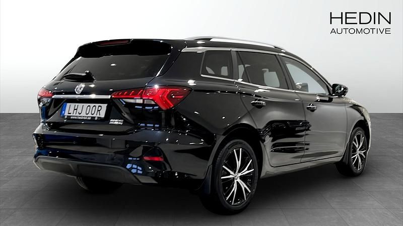 Begagnad MG MG5 EV Long Range 11 kW (15 HK) 2022 Svart Kombi