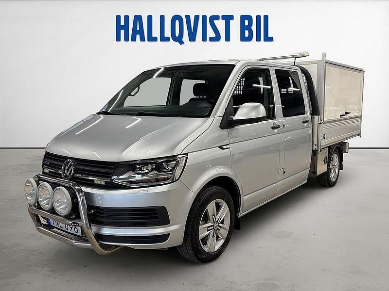 Silver Begagnad 2018 VW Transporter Van | 389 900 kr - Bild 1/4