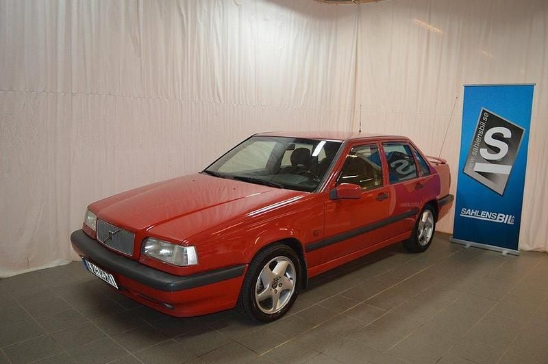 Röd Begagnad 1997 Volvo 850 Sedan | 49 000 kr - Bild 1/4