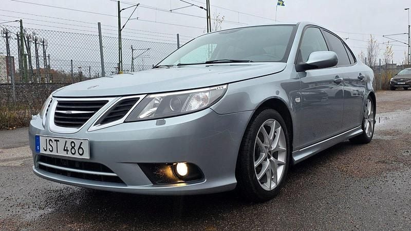 Begagnad 2011 Saab 9-3 Vector Sedan | 44 900 kr (Bra pris) - Bild 1/4