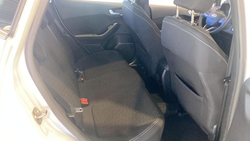 Begagnad Ford Fiesta Titanium 99 HK (72 kW) 2022 Vit Halvkombi