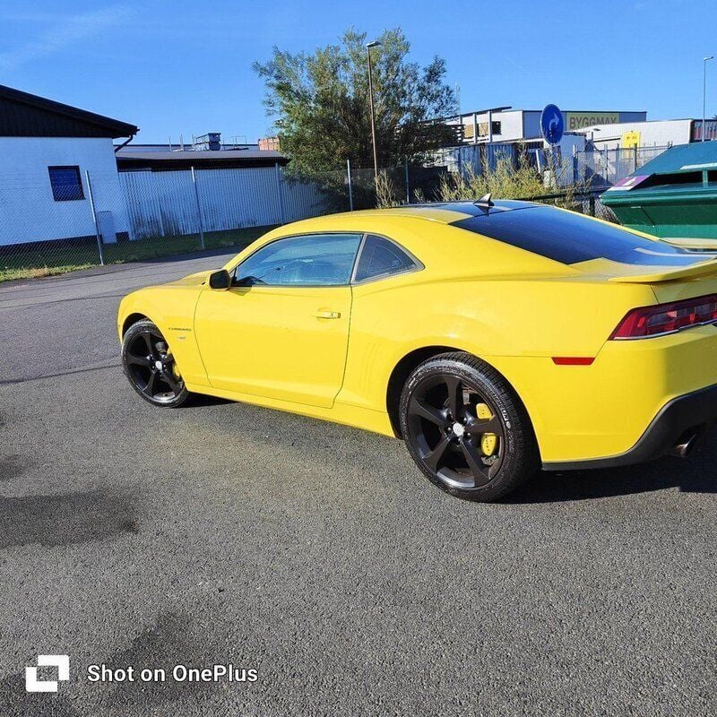 Gul Begagnad 2015 Chevrolet Camaro Sportkupé | 245 000 kr - Bild 1/2
