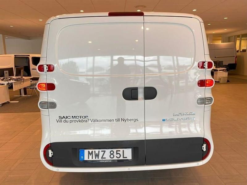 Ny Maxus eDeliver 5 122 kW (166 HK) 2025 Vit Van