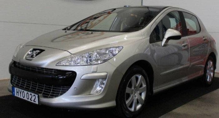 Grå Begagnad 2009 Peugeot 308 Halvkombi | 40 000 kr (Marknadspris) - Bild 1/4