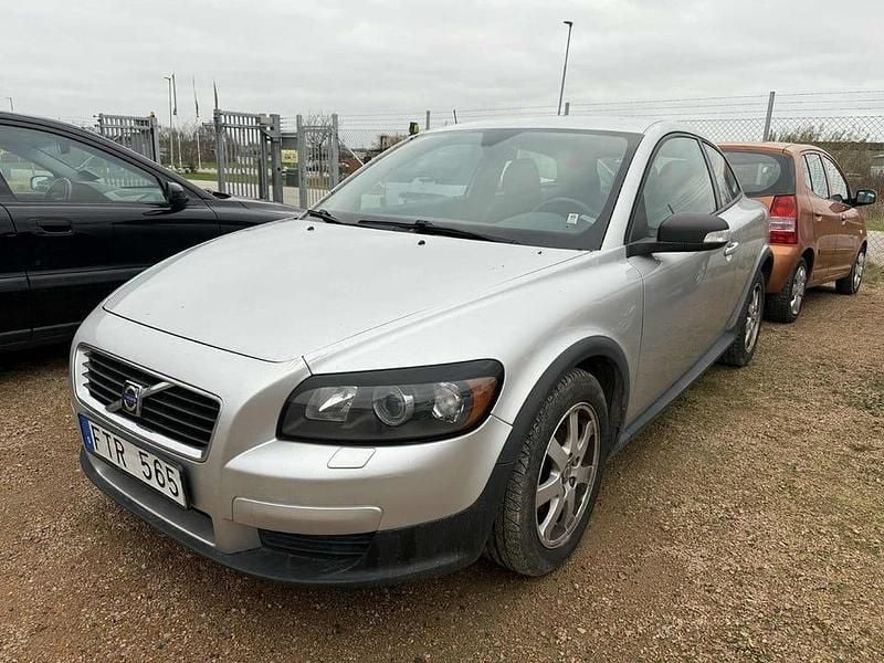 Silver Begagnad 2007 Volvo C30 Halvkombi | 12 900 kr - Bild 1/3