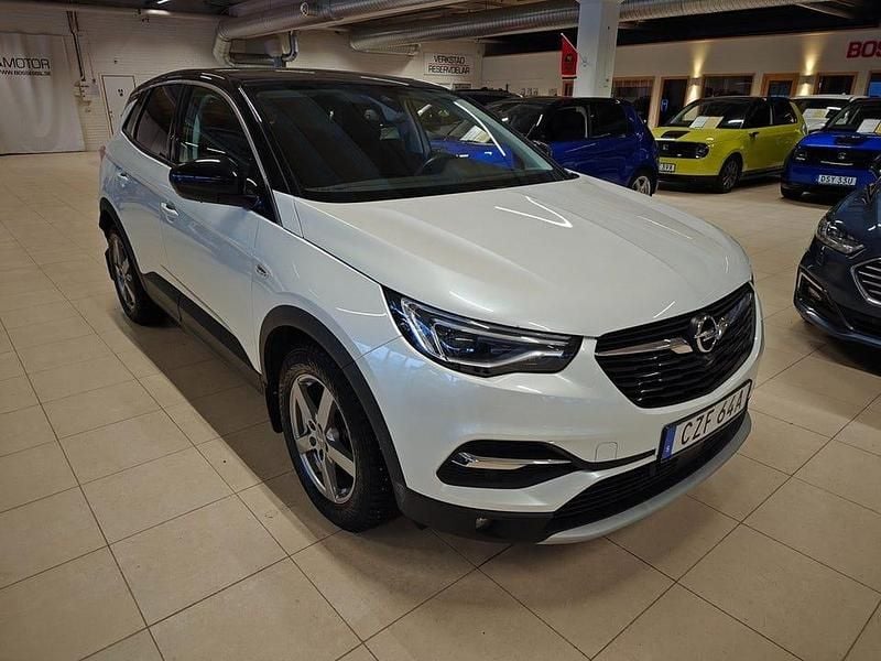 Begagnad Opel Grandland X Business 181 HK (133 kW) 2019 Vit SUV