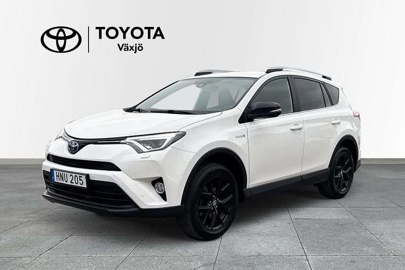 Vit Begagnad 2018 Toyota RAV4 Hybrid Edition SUV | 219 000 kr (Marknadspris) - Bild 1/3