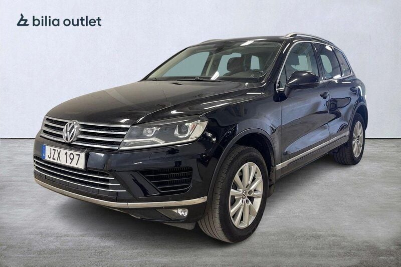 Svart Begagnad 2018 VW Touareg SUV | 219 900 kr (Marknadspris) - Bild 1/3
