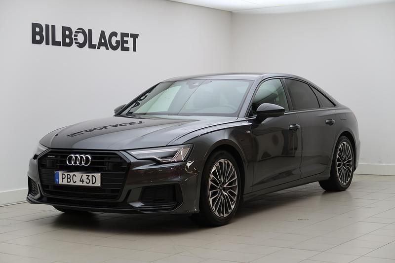 Grå Begagnad 2021 Audi A6 Sedan | 439 800 kr (Marknadspris) - Bild 1/4