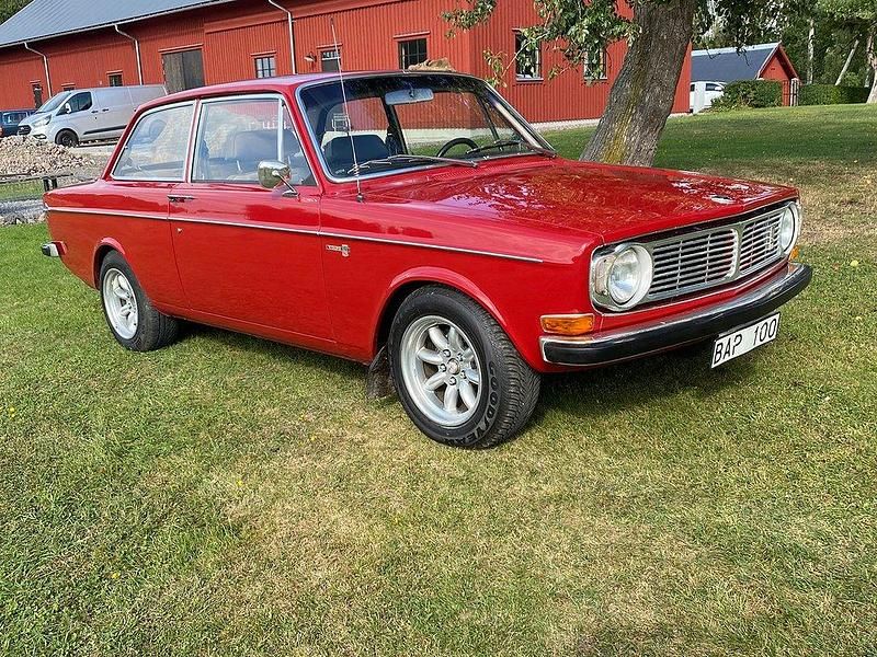 Röd Begagnad 1970 Volvo 142 Sedan | 112 500 kr - Bild 1/4