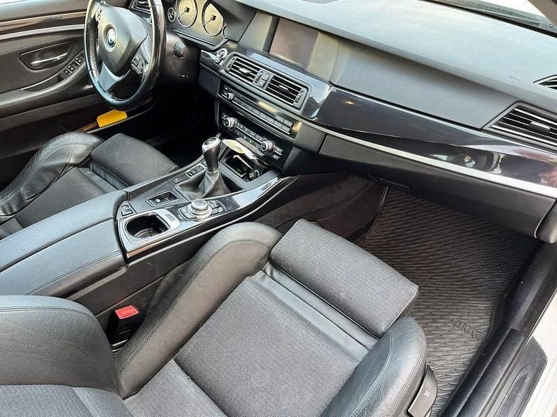 Begagnad BMW 520 184 HK (135 kW) 2012 Sedan