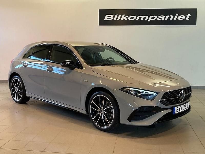 Begagnad Mercedes A250 2026 Grå