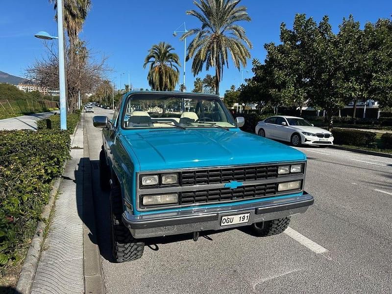 Begagnad Chevrolet Blazer 240 HK (176 kW) 1989 Miamiblå SUV