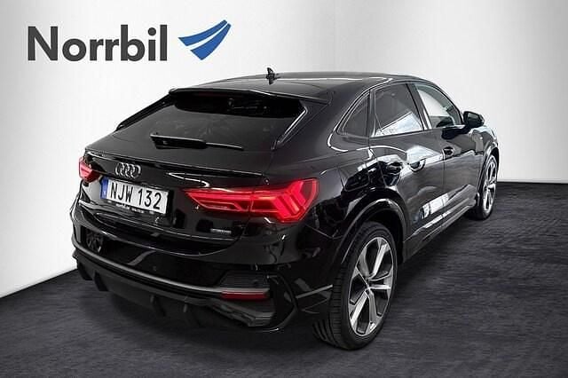 Begagnad Audi Q3 Sportback S-Line 191 HK (140 kW) 2020 Mytsvart metallic SUV